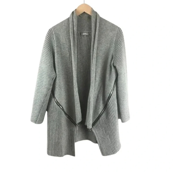 Neiman Marcus Zippered Grey Cardigan Size L - Picture 1 of 4